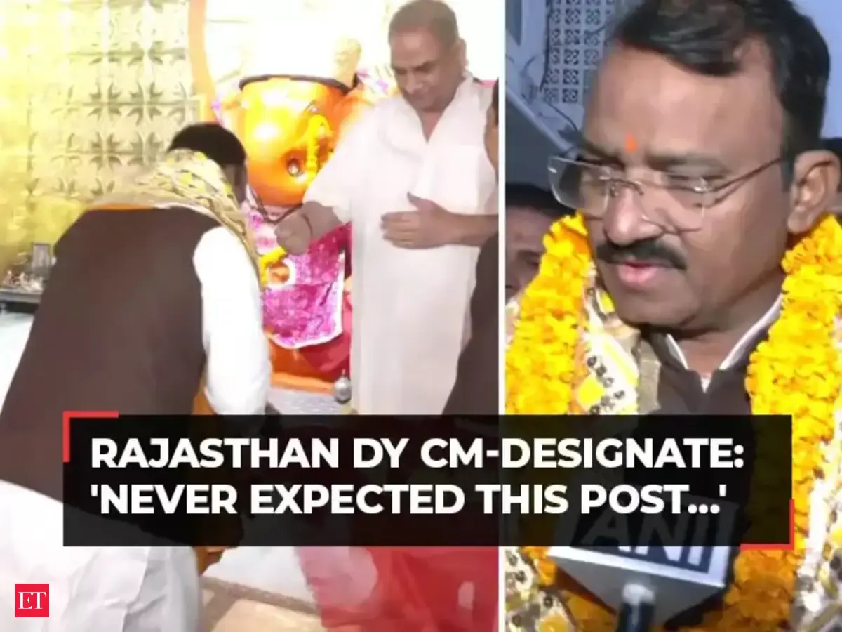 Rajasthan Dy CM-designate Prem Chand Bairwa offers prayers at Moti ...