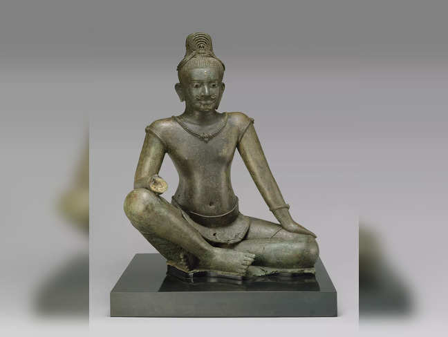 New York's Metropolitan Museum will return stolen ancient sculptures to Cambodia and Thailand