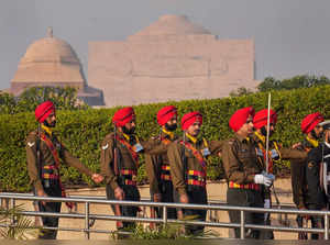 New Delhi: Army personnel at the National War Memorial to pay tribute on the occ...