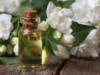 How to use jasmine oil for hair growth? 5 unique ways