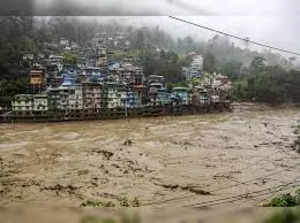 2 lakhs lives, infra threatened due to GLOFs in Third Pole: Study