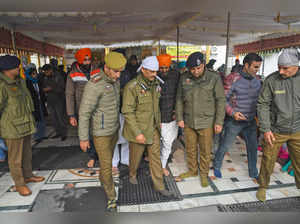 Srinagar, Nov 27 (ANI): DGP Jammu and Kashmir R R Swain along with police offici...