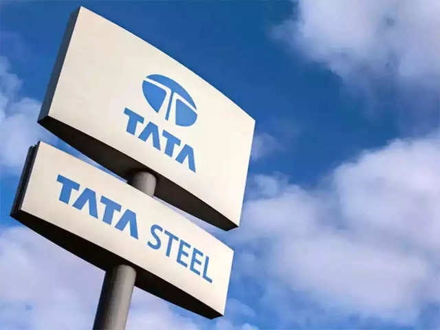 Buy Tata Steel at Rs 135.5-136.5