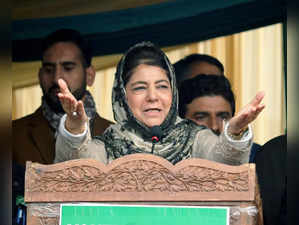Mehbooba suspends PDP's political activities for a week after SC verdict on Article 370