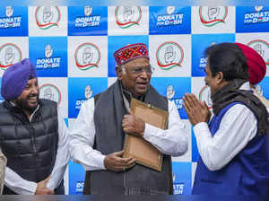 New Delhi: Congress President Mallikarjun Kharge with party leaders KC Venugopal...