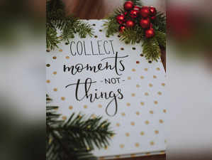 Top 6 Christmas Greeting Cards You Must Buy This Christmas