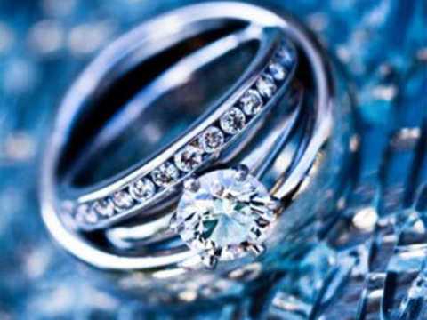 5 Secrets to Selling Your Engagement Ring for the Most Money/March 2024 –  DIAMOCYCLE