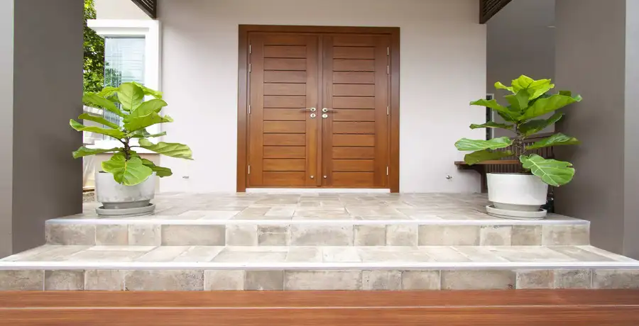 Vastu says no! Never keep these things at your home's entrance - Vimarsana News