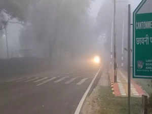 Haryana: Cold wave and fog hit Ambala