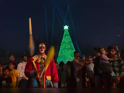 'Tis the time of joy