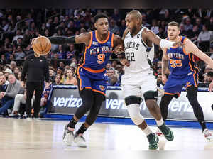 Christmas Day NBA Slate: Milwaukee Bucks vs. New York Knicks- Preview, start time, where to watch NBA free