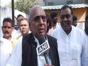 "Govt to give white ration cards to poor in Telangana": Congress leader V Hanumantha Rao