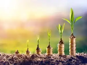 Tech picks: Oil India, SRF among 5 stocks to buy in last week of 2023 for an upside up to 17%:Image