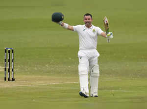 Dean Elgar's 140 not out puts South Africa in control of first test against India