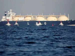 first-oil-now-gas-india-starts-importing-lng-from-us.