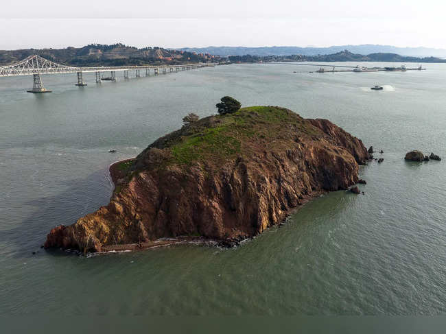 For the Billionaire Who Has Everything, Consider an Island in the San Francisco Bay