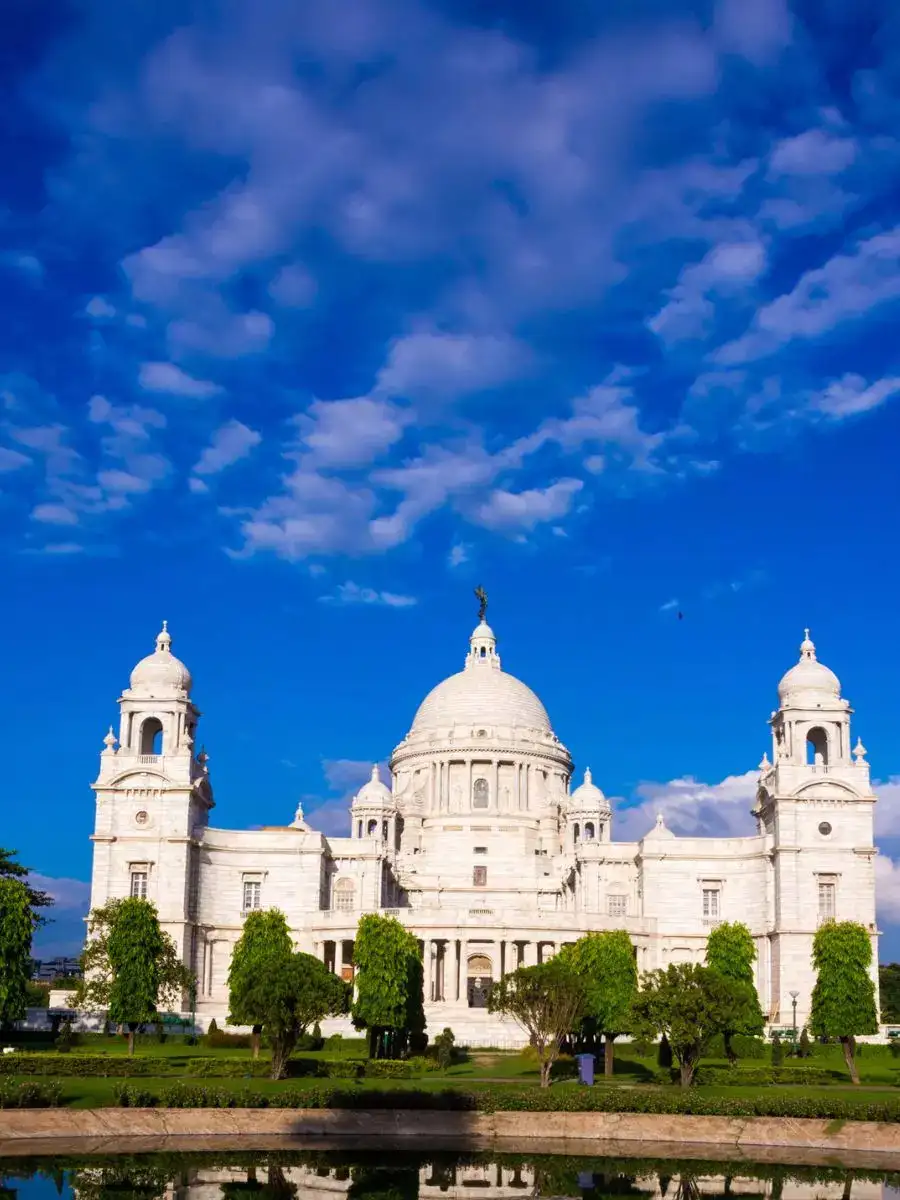 Unveiling India's Magnificent Monuments: A Journey Through 10 Iconic ...