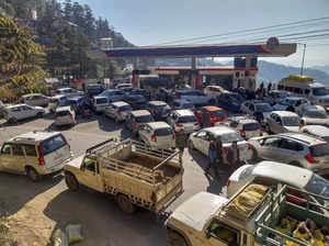 Shimla: Heavy rush at a petrol pump following the nationwide strike of truck dri...