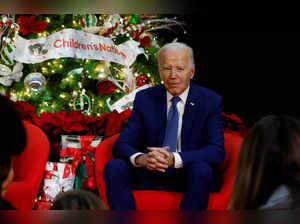 Joe Biden stumbles, reminded by wife Jill Biden that he loves ice cream. Watch video
