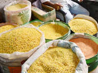 rice: Karnataka rice wars: Beneficiaries to get cash in lieu of rice - The  Economic Times