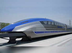 ‘World’s fastest train’ will be faster than jet. FluxJet set to run at 621mph