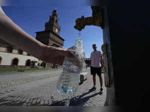 Climate Nanoplastics Bottled Water