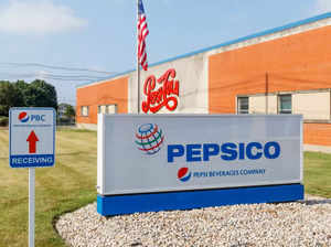 PepsiCo bets on price hikes to again raise annual profit forecast