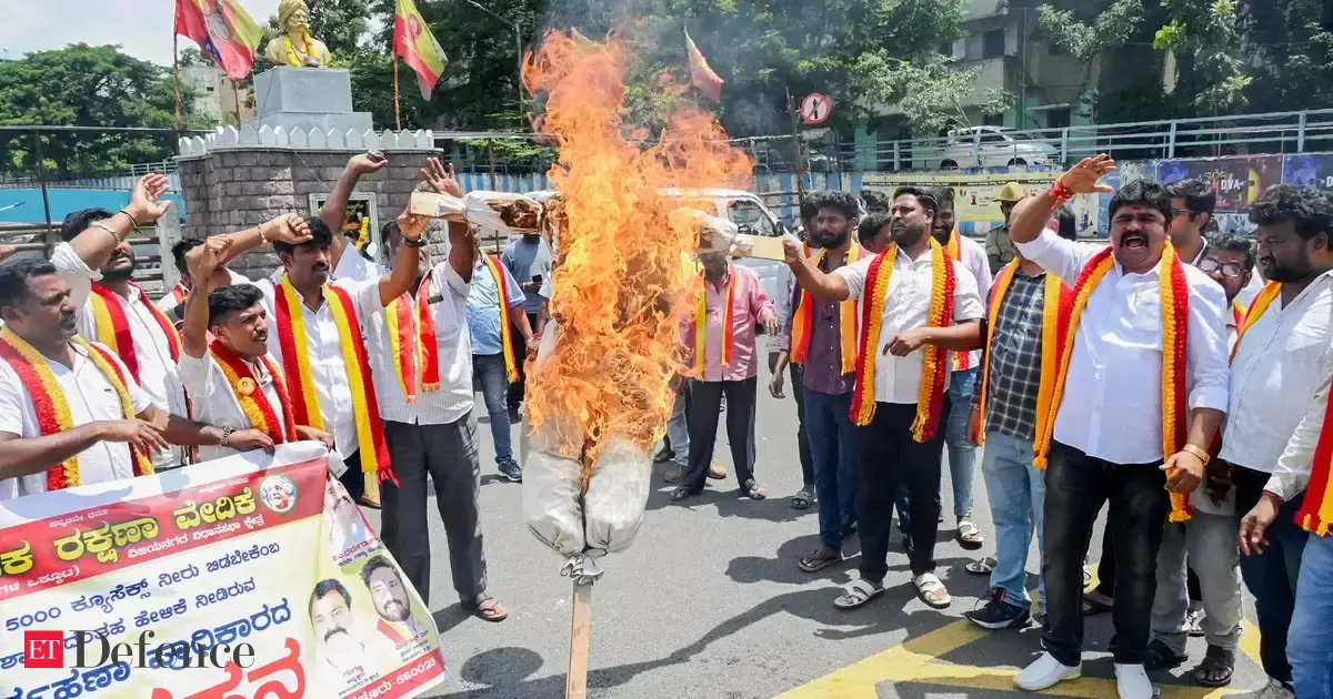 Kannada classes: Traders sign up for Kannada classes in the wake of Kannada agitations in Bengaluru - Vimarsana News