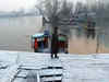 Cold wave back in Kashmir, minus 4.2 degrees Celsius recorded in Srinagar