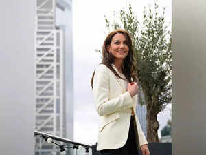Princess Kate Middleton admitted to The London Clinic. How hospital is related to JFK, Augusto Pinochet, Prince Phillip?