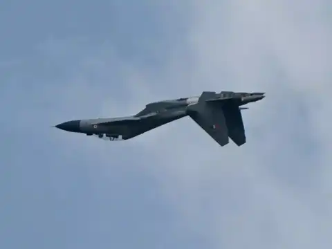 Women on Su-30