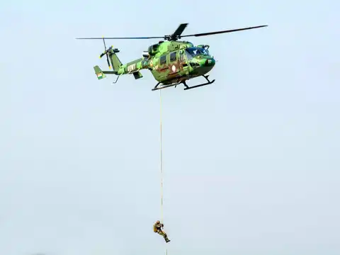 750 para commandos