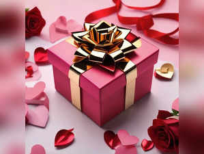Best Luxury Gifts for GF on Valentine's Day 2024 to Make Her Day Special