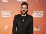 Country star Chris Young arrested in Nashville following bar scuffle