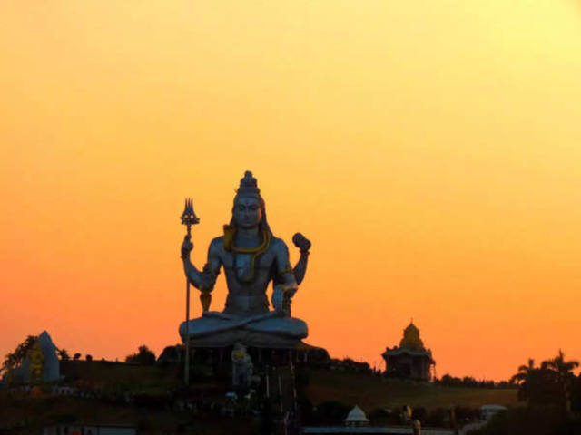 123-foot-tall statue of Lord Shiva