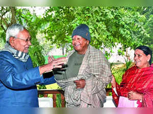 Uncertainty Returns in Bihar as Kumar Again ‘Weighs Options’