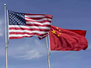US---CHINA--FLAGS