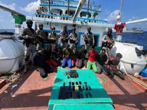 Indian warship rescues 19 Pak fishermen