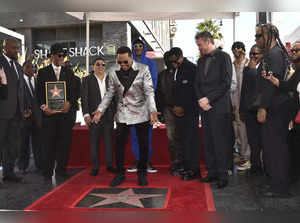Charlie Wilson Honored WiSnoop Dogg, Kanye West, Babyface celebrate Charlie Wilson's Star on Hollywood Walk of Fame. Know about The Gap Band singer th a Star on the Hollywood Walk of Fame