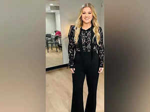 Kelly Clarkson opens up about the diagnosis of a health condition that prompted her to make a few life modifications
