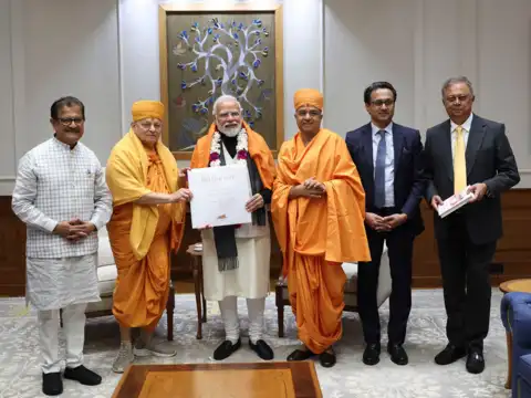 'Hello Modi'