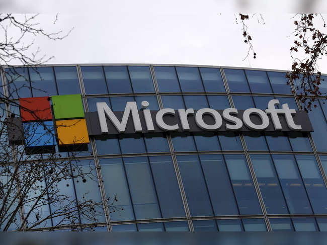 Microsoft touts AI strength, but shares dip as market digests costs
