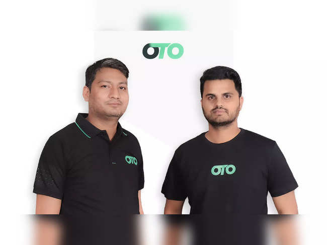LtoR_  Harsh Saruparia & Sumit Chhazed, Co-Founders, OTO
