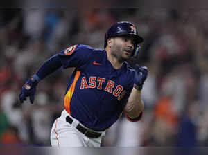 José Altuve and Houston Astros agree to new contract adding $125 million for 2025-29