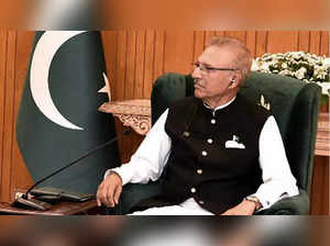 Pakistan Tehreek-e-Insaf chairman Gohar Ali Khan claims President Alvi will invite party to form govt