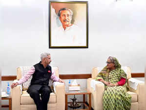 Jaishankar meets Bangladesh PM Hasina