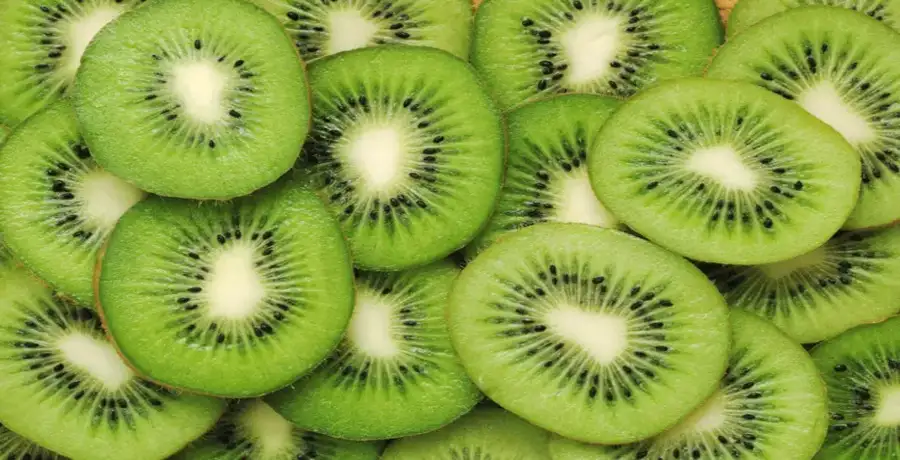9 Surprising benefits of kiwi mask for skin - Vimarsana News