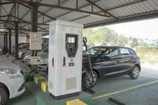 Good news for Bengaluru EV owners. Reliance BP to set up 225 public charging stations in city