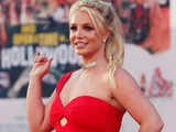 Britney Spears says 'being single is awesome'