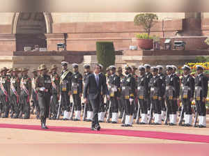 New Delhi: Prime Minister of Greece Kyriakos Mitsotakis inspects a Guard of Hono...